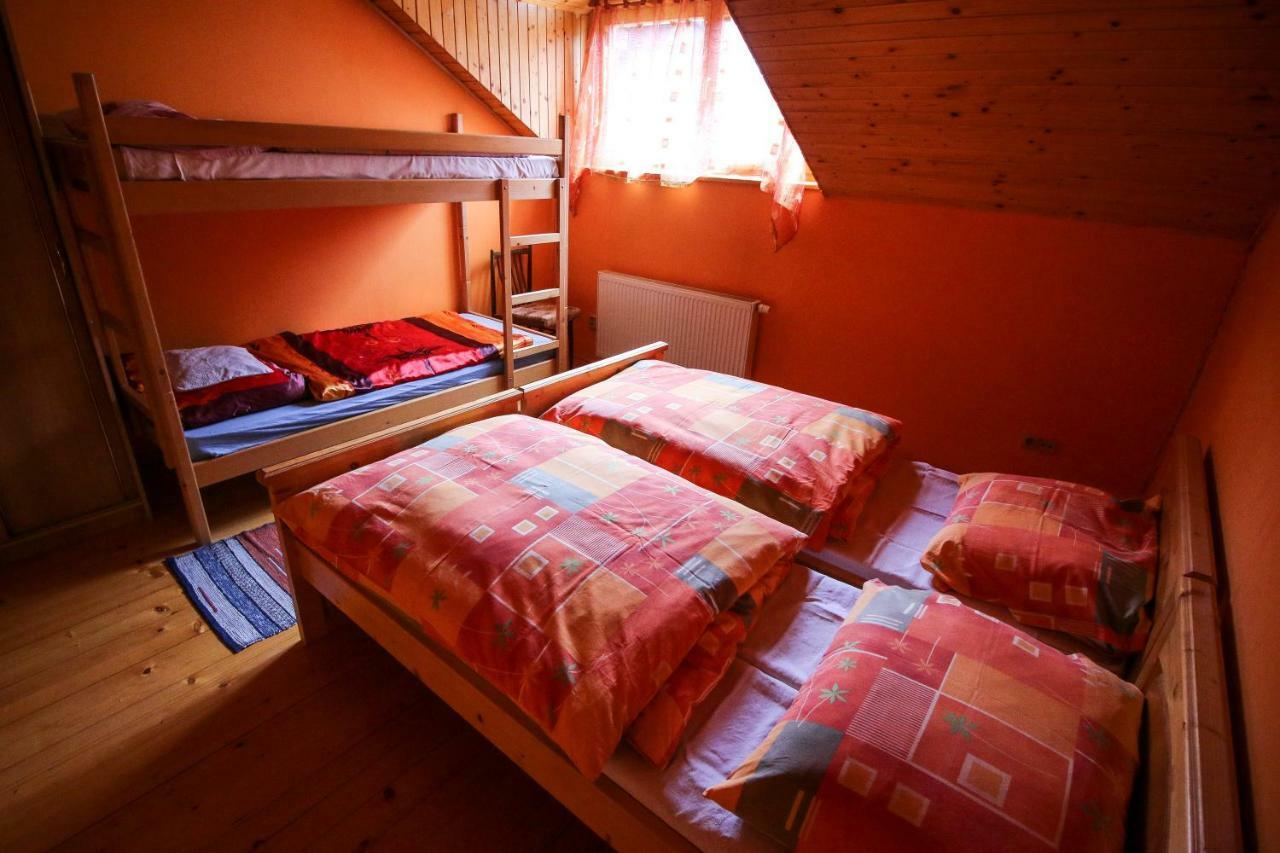 Penzion HACIENDA Liptovská Osada Exterior foto