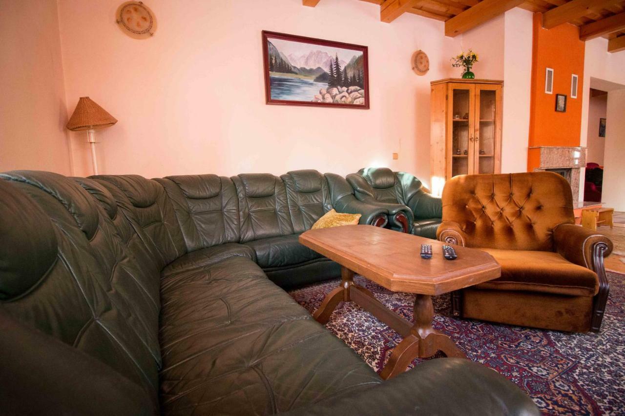 Penzion HACIENDA Liptovská Osada Exterior foto