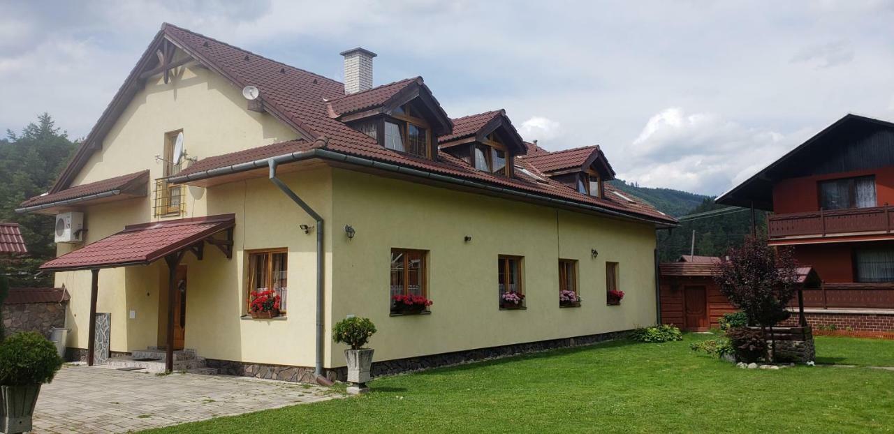 Penzion HACIENDA Liptovská Osada Exterior foto