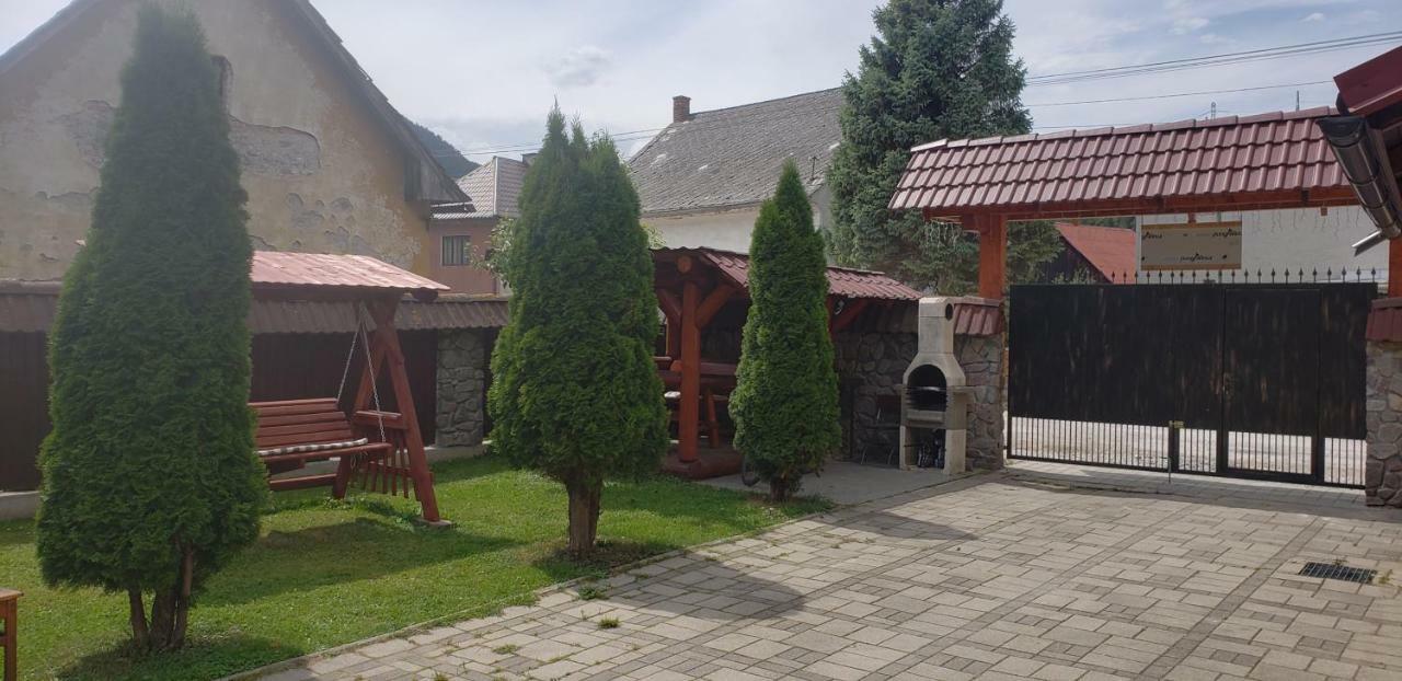 Penzion HACIENDA Liptovská Osada Exterior foto